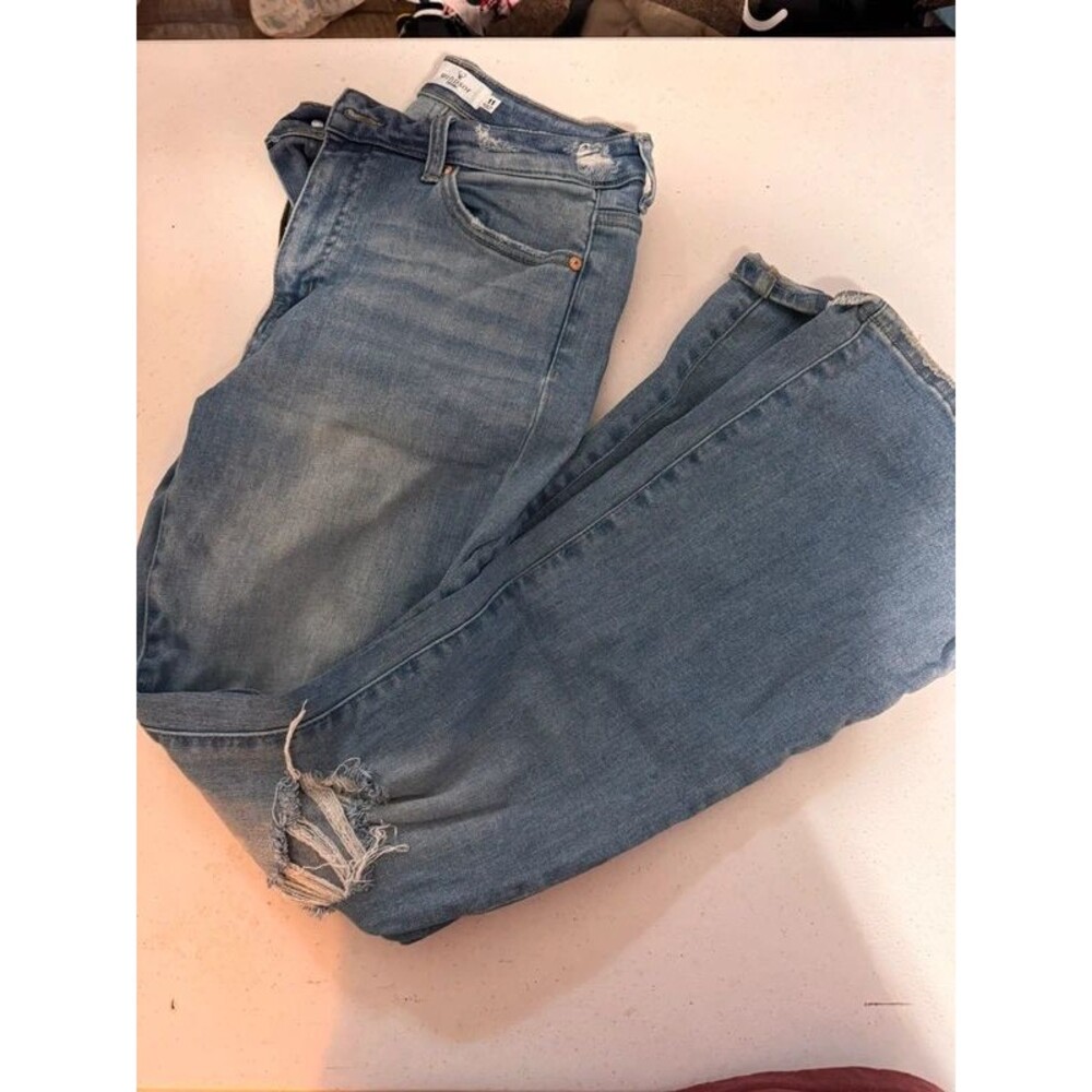 Bell bottom jeans